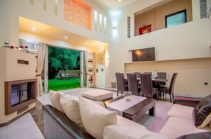Villa | Living area | Smart TV, foosball, table tennis, books - Zante Lagos Holiday Homes (Zakynthos)