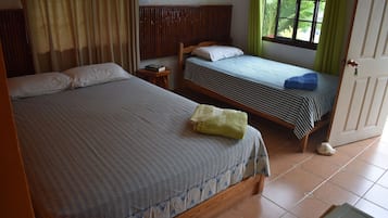 Dobbeltrom – classic, hageutsikt | Lydisolert, wi-fi (inkludert) og sengetøy