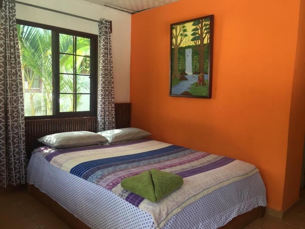 Soundproofing, free WiFi, bed sheets