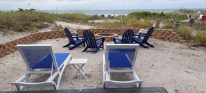 Property grounds - Sunsets on the Sand (Indian Shores)