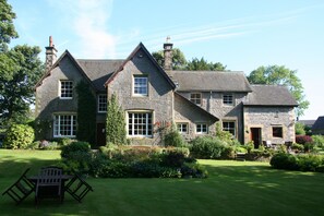 Exterior - The Little Vicarage Holiday Cottage (Ashbourne)