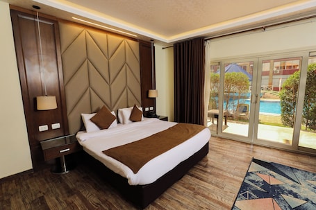 Free minibar, individually furnished, desk, blackout drapes. Byoot Bay Hotel & Resort