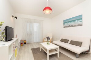 TV - Exclusive apartment in center with amazing view! (Split)