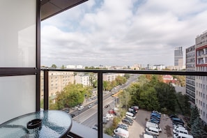 Deluxe Apartment | Balcony