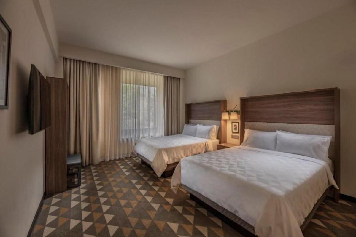 Suite, 1 chambre, balcon | Commodité de la chambre