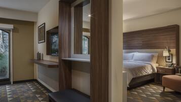 Suite, 1 habitación | 1 habitación, caja de seguridad en la habitación y escritorio