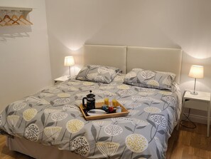 2 soveværelser, gratis Wi-Fi, sengetøj