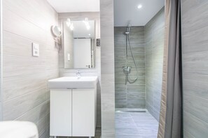 Bathroom - Happy Home Budapest POP (Budapest)