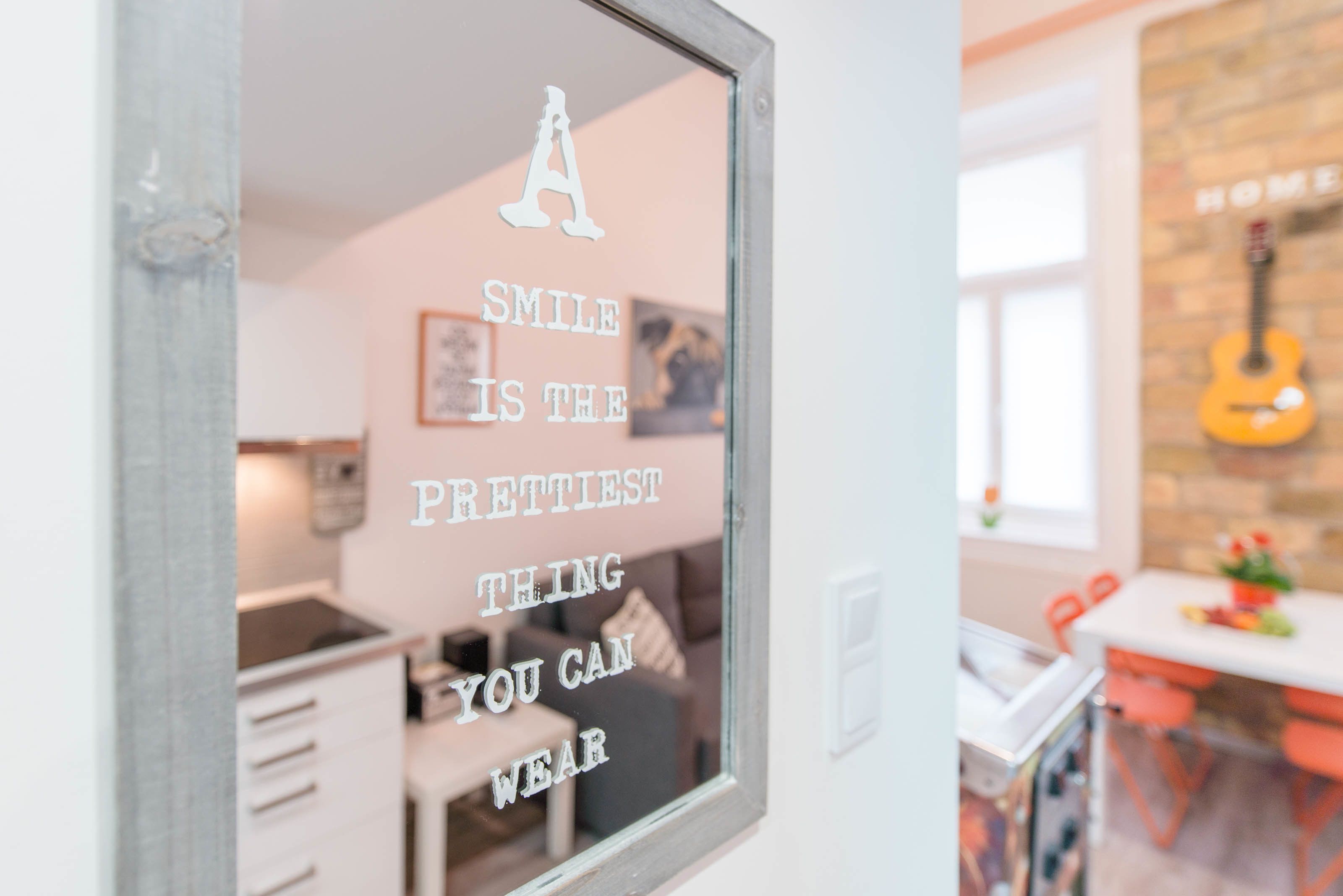 design apartment (orange) | 1 bedroom, individually decorated, laptop workspace, blackout curtains