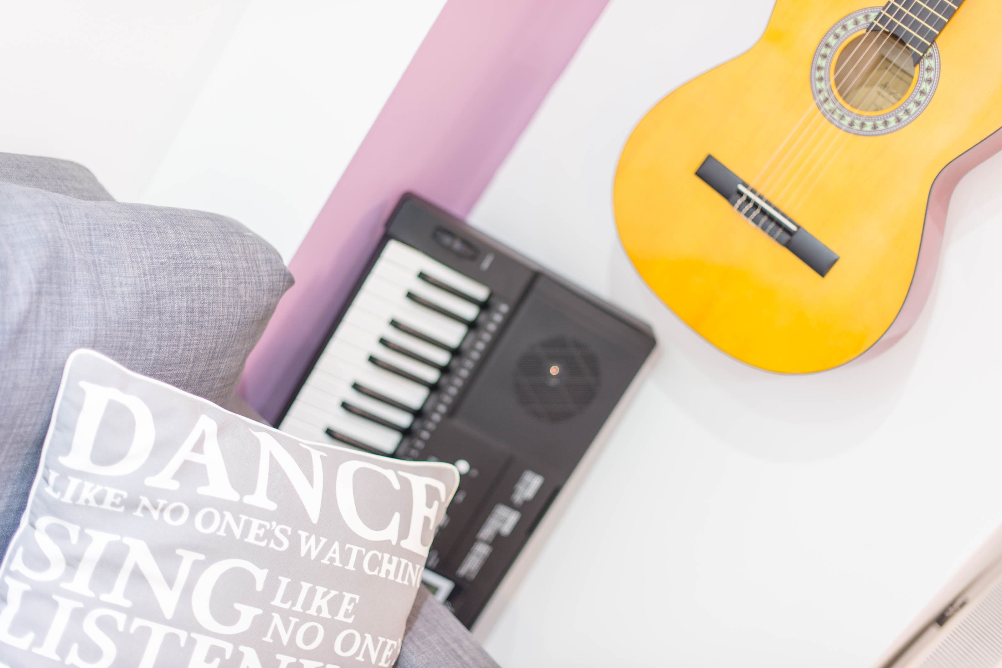 design apartment (purple) | 1 bedroom, individually decorated, laptop workspace, blackout curtains