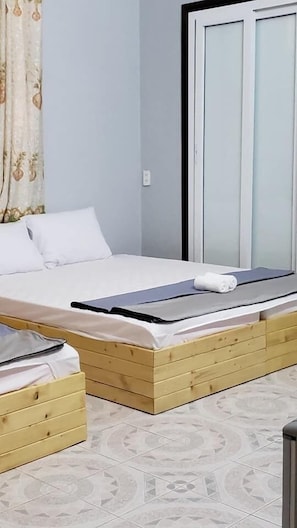Desk, rollaway beds, free WiFi - Sake Homestay (Hue)