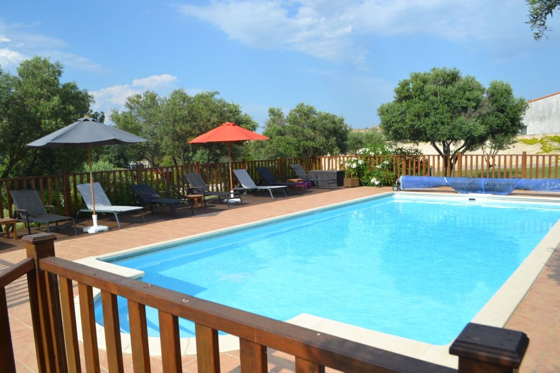 Piscine extérieure, piscine chauffée