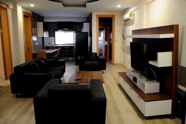 Apartment | Living area - Afieziwah Stylish Home (Accra)