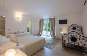 4 Schlafzimmer, Reisekinderbett, kostenloses WLAN