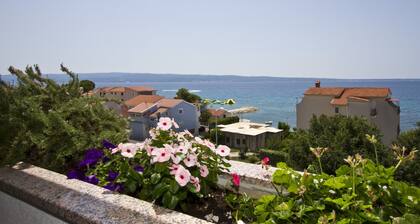 Apartment Topic near Beach