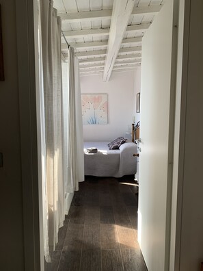 Double Room, Private Bathroom | Iron/ironing board, cots/infant beds, free WiFi, bed sheets - Il Cenacolo Di Sissi (Campagnano di Roma)