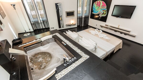 Apartment | 2 bedrooms, free WiFi, bed sheets - Rental In Rome Cosmopolitan Hi-tech Luxury Apartment (Rome)