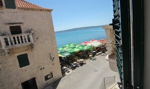 Apartamento, vistas al mar | Vistas del balcón
