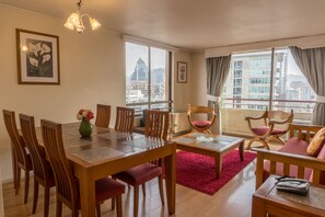 Family Apartment, City View | Living area - Aconcagua el Bosque (Santiago)