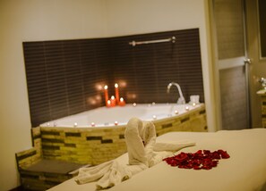 In-room safe, desk, iron/ironing board, free WiFi - Wayta Inn (Cusco)