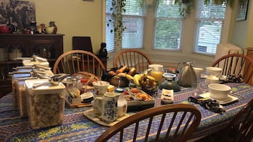 Termasuk sarapan Eropah setiap hari