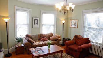 Kawasan tempat duduk lobi