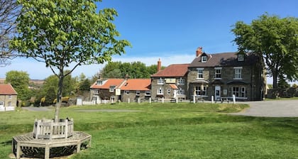 The Fox and Hounds