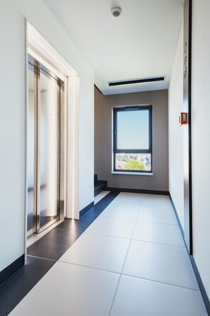 Lobby - P&O Apartments Komputerowa (Warsaw)