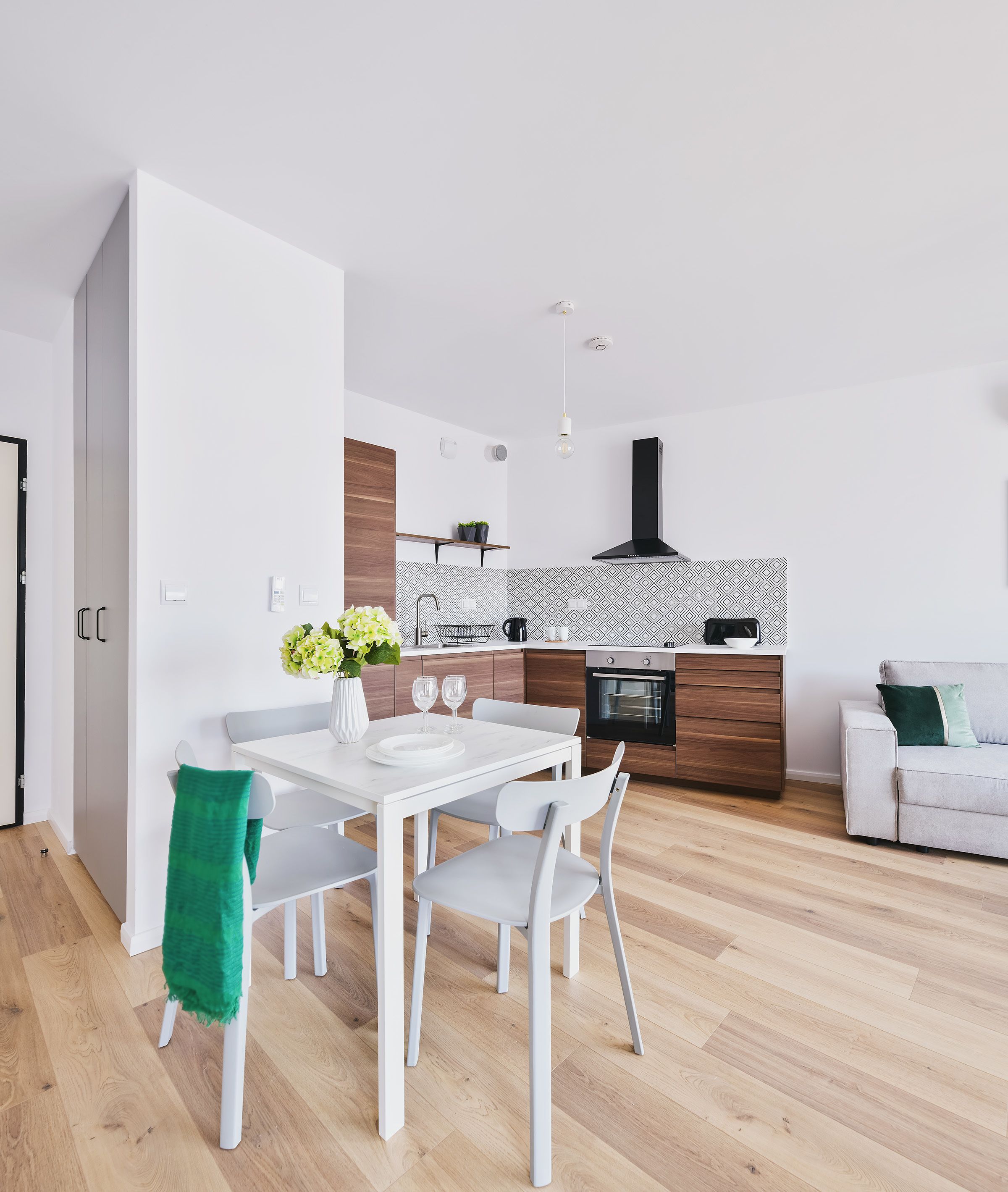 business studio suite | desk, soundproofing, iron/ironing board, free wifi