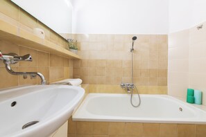 Bathroom - P&O Apartments Plac Zbawiciela (Warsaw)