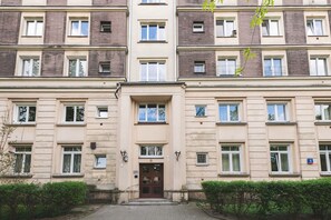 واجهة المنشأة