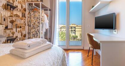 AMAZING NEW LUXURY APARTMENT - SORRENTO CENTER