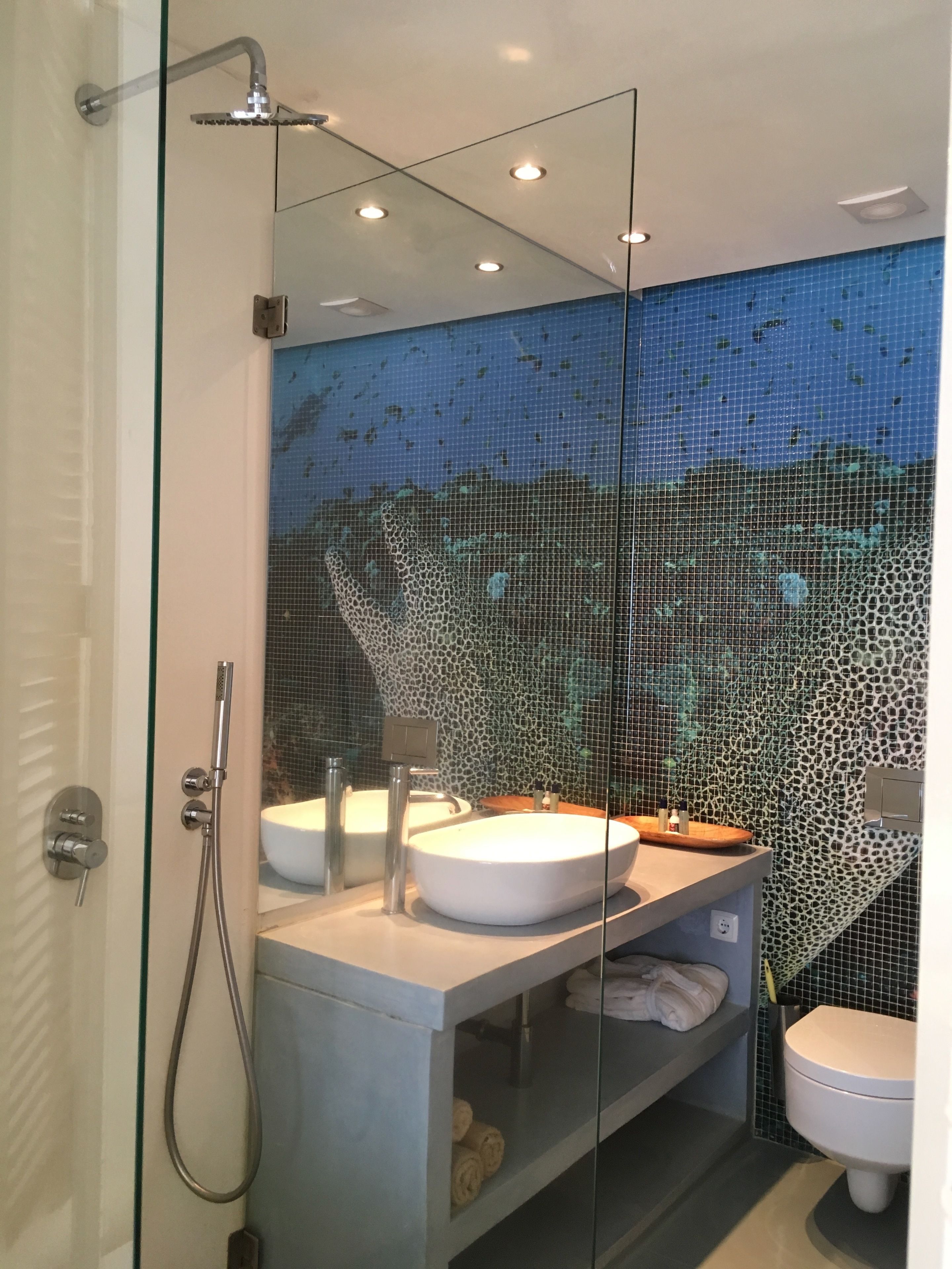 standard double room, sea view | bathroom sink