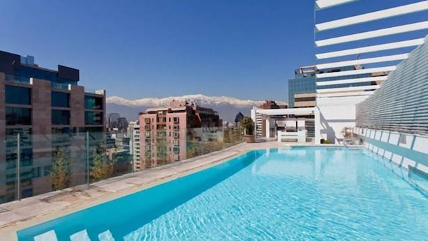Rooftop pool - Departamentos Amoblados Costa Lyon (Santiago)
