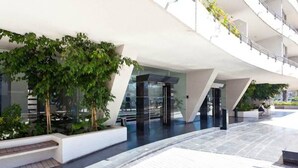 Exterior - Departamentos Amoblados Costa Lyon (Santiago)