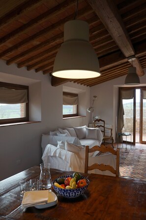 Family Apartment, 2 Bedrooms, 2 Bathrooms, Ground Floor (Sud) | Living area | Smart TV - Marrucheti 82 (Campagnatico)