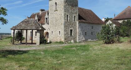 Manoir De Pierre Levée, The Originals Collection
