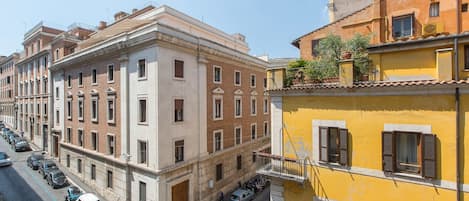 Apartment | City view