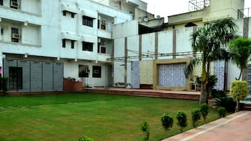 Executive Double Room | Garden view