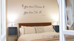 Apartment | 1 bedroom, iron/ironing board, free WiFi - Rental In Rome Panieri Terrace Apartment (Rome)