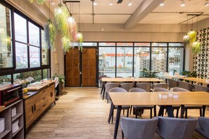 Restaurant - SunLight Forest (Taitung)