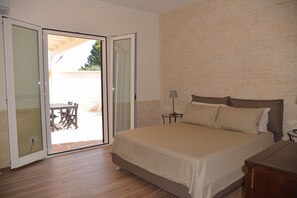 3 Schlafzimmer, Zimmersafe, Bügeleisen/Bügelbrett, kostenloses WLAN