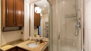 Lejlighed | Badeværelse | Shampoo