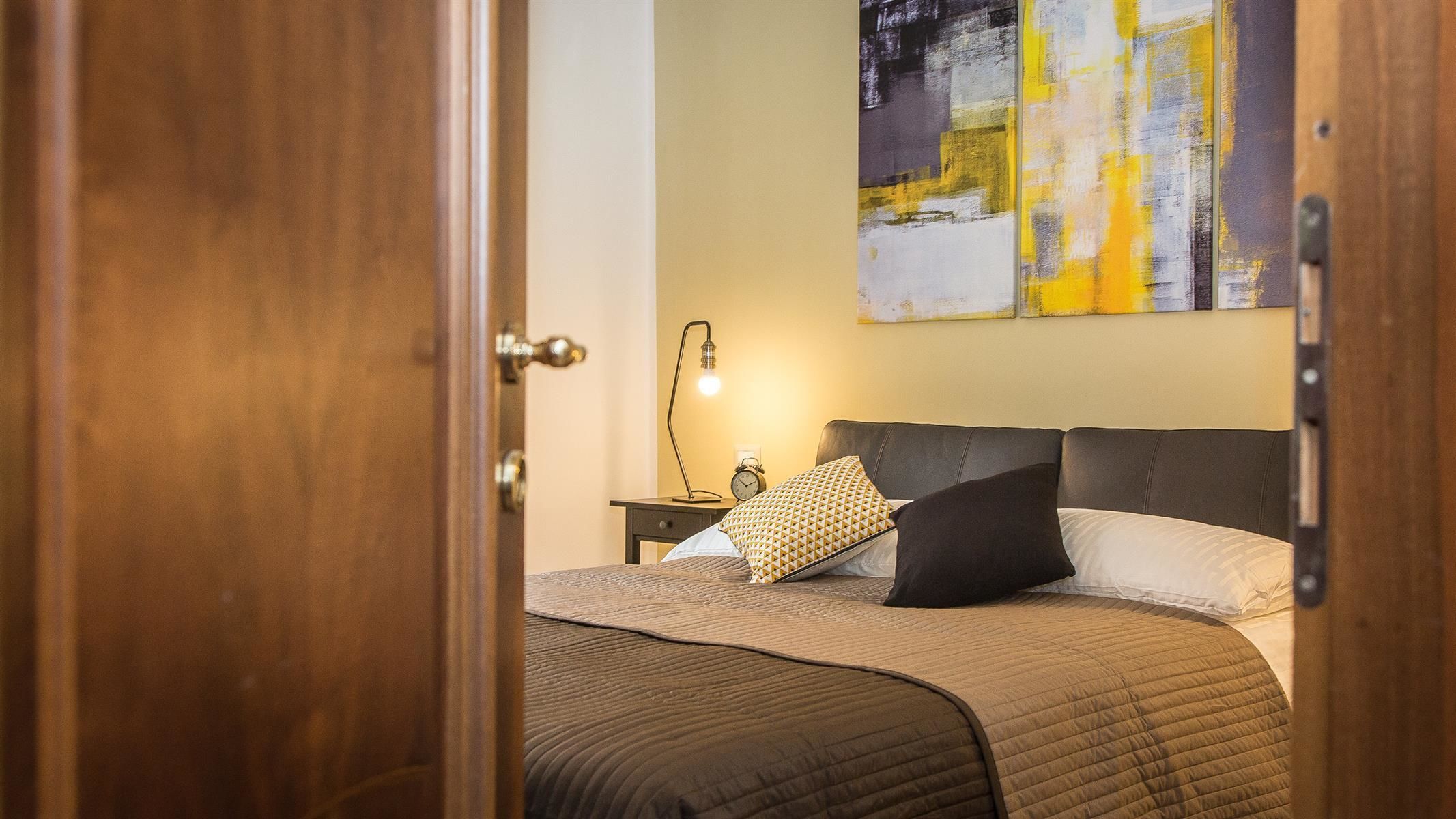 3 Schlafzimmer, Zimmersafe, Schreibtisch, Bügeleisen/Bügelbrett