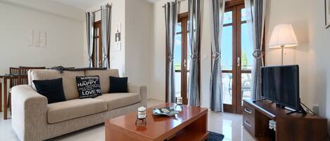 Apartment | Living area