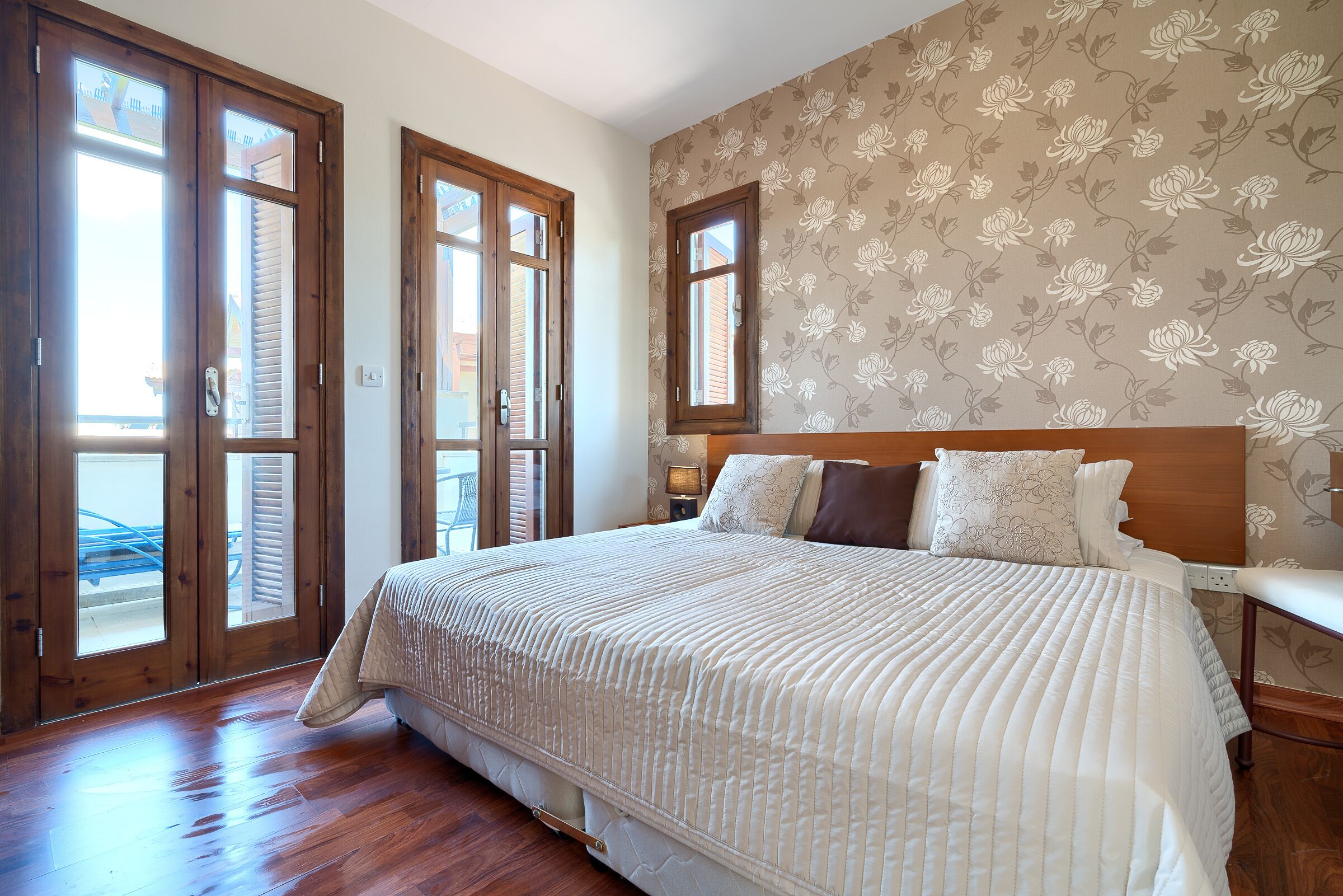 Apartment | 2 bedrooms, iron/ironing board, cots/infant beds, rollaway beds