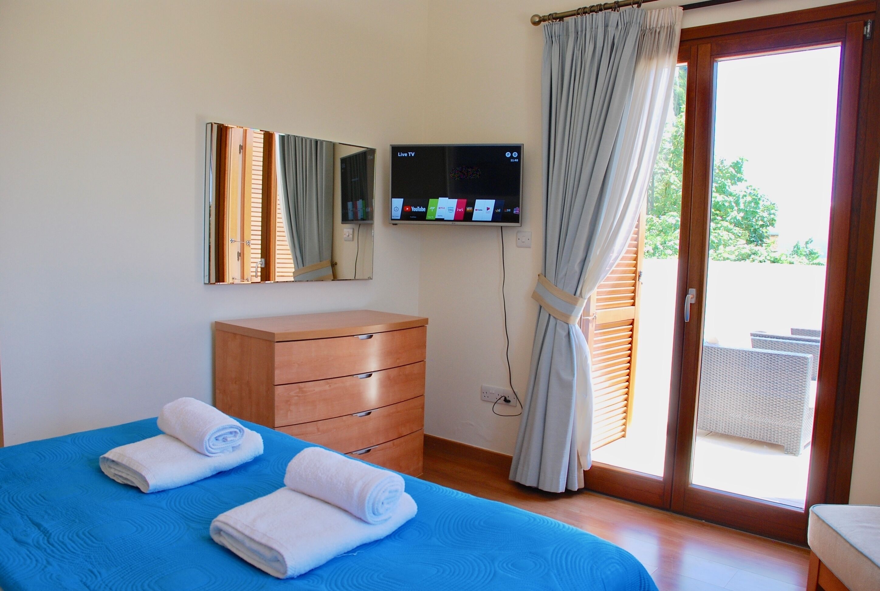Villa, 3 Bedrooms, Private Pool | Desk, iron/ironing board, free WiFi, bed sheets