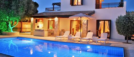 Front of property – evening/night