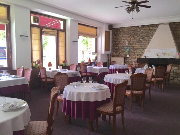 Restaurant - Hotel le Vendangerot (Rully)