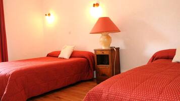 Yksilöllisesti sisustettu, yksilöllisesti kalustettu, ilmainen Wi-Fi